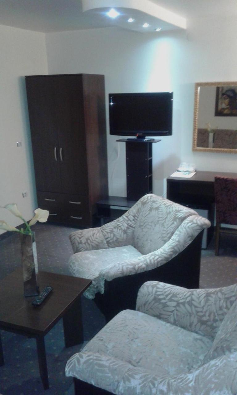 Vila Apolo Belgrad Zewnętrze zdjęcie